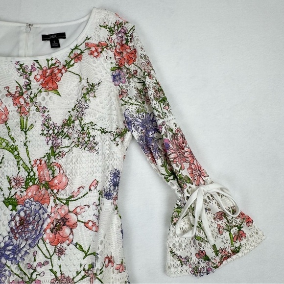 R&K White Floral Eyelet Dress Size 6 Flounce Ruffle Sleeve Cottagecore Coquette - Picture 4 of 13